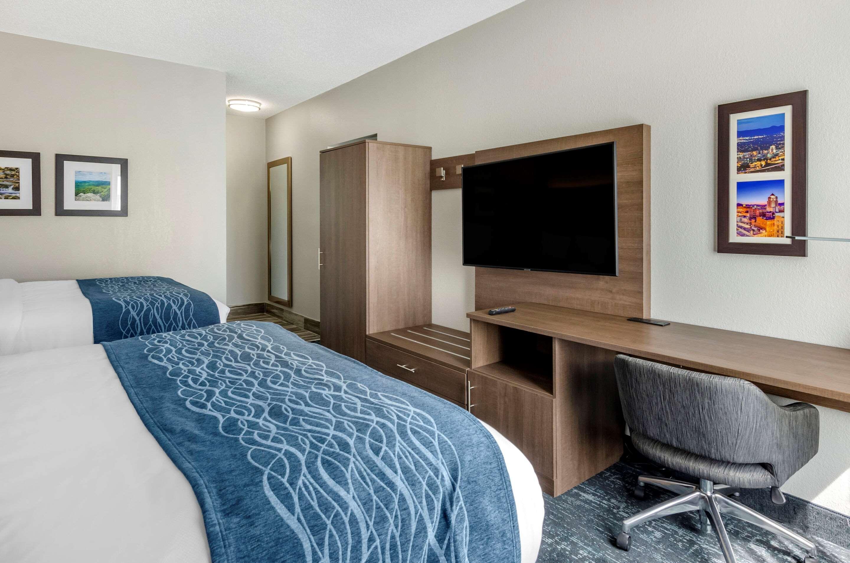 Comfort Inn&Suites Troutville - Roanoke North / Daleville Eksteriør bilde